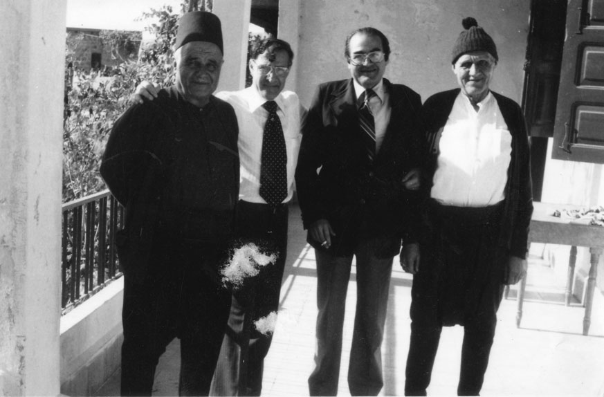 gal/Kfarsghab_Old_Photos/cousins.jpg