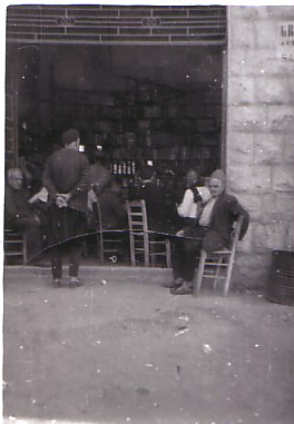 gal/Kfarsghab_Old_Photos/dekkane.jpg