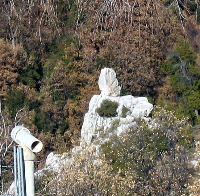 gal/Kfarsghab_Surroundings/alqaleinsieh.jpg